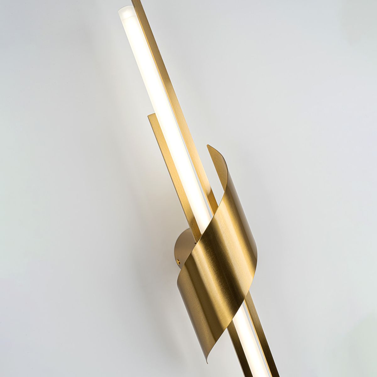 Настенный светильник Modelux ML.655.850 BS в #REGION_NAME_DECLINE_PP#