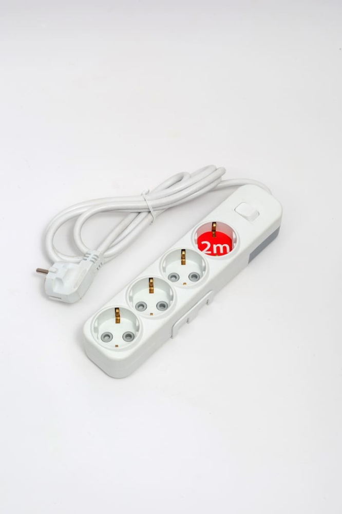 Удлинитель с/з 4вх с защитными шторками с включателем ELBI Myra 527-010202-422 в Санкт-Петербурге