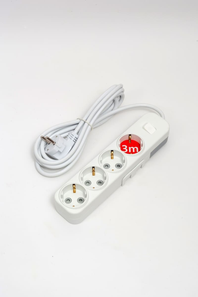 Удлинитель с/з 4вх с защитными шторками с включателем ELBI Myra 527-010203-412 в Санкт-Петербурге