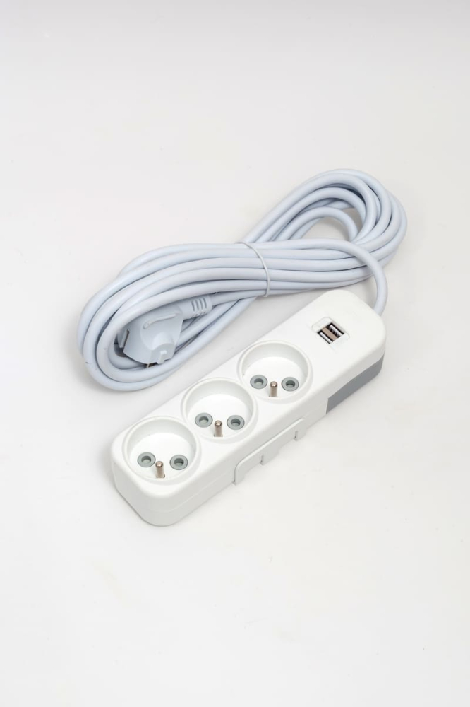 Удлинитель 3вх с защитными шторками USB UPS ELBI Myra 527-010205-316 в Санкт-Петербурге