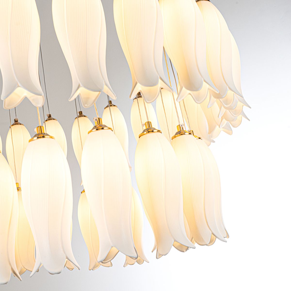 Подвесная люстра Modelux ML.8868.42 WH в Санкт-Петербурге