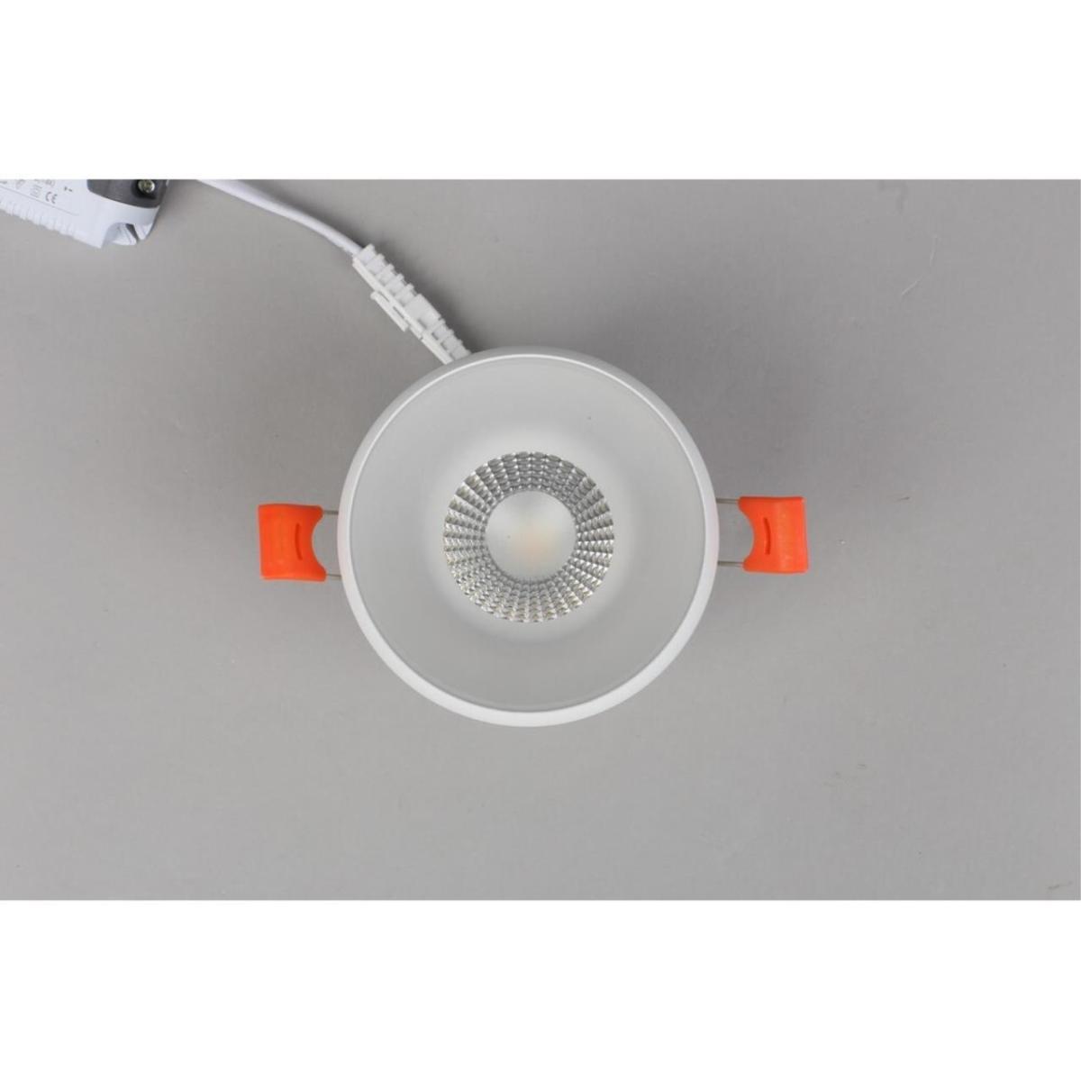 Встраиваемый светильник Omnilux Genova OML-102809-06 в #REGION_NAME_DECLINE_PP#