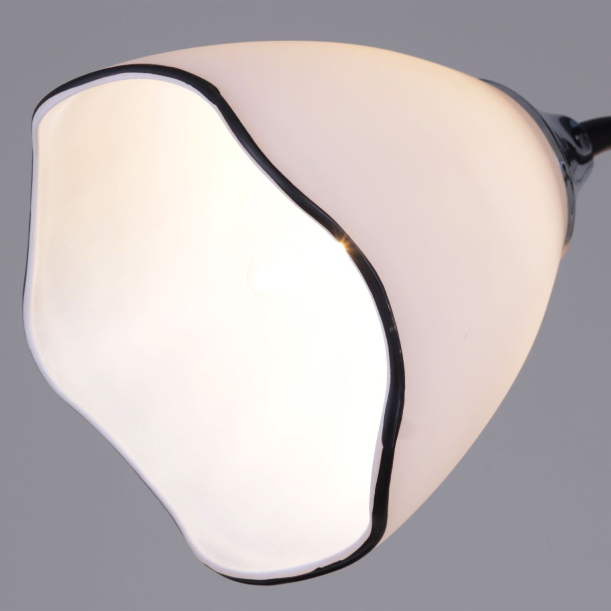 Потолочный светильник Reluce 79360-0.3-03 BK+CR в #REGION_NAME_DECLINE_PP#