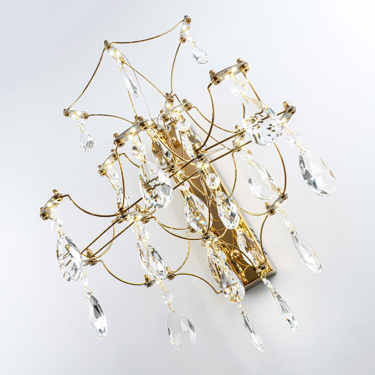 Настенный led светильник Modelux premium ML.7815.340P GD в #REGION_NAME_DECLINE_PP#