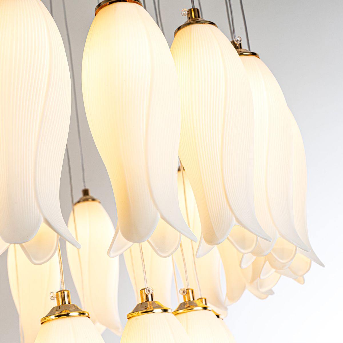 Подвесная люстра Modelux ML.8868.42 WH в Санкт-Петербурге