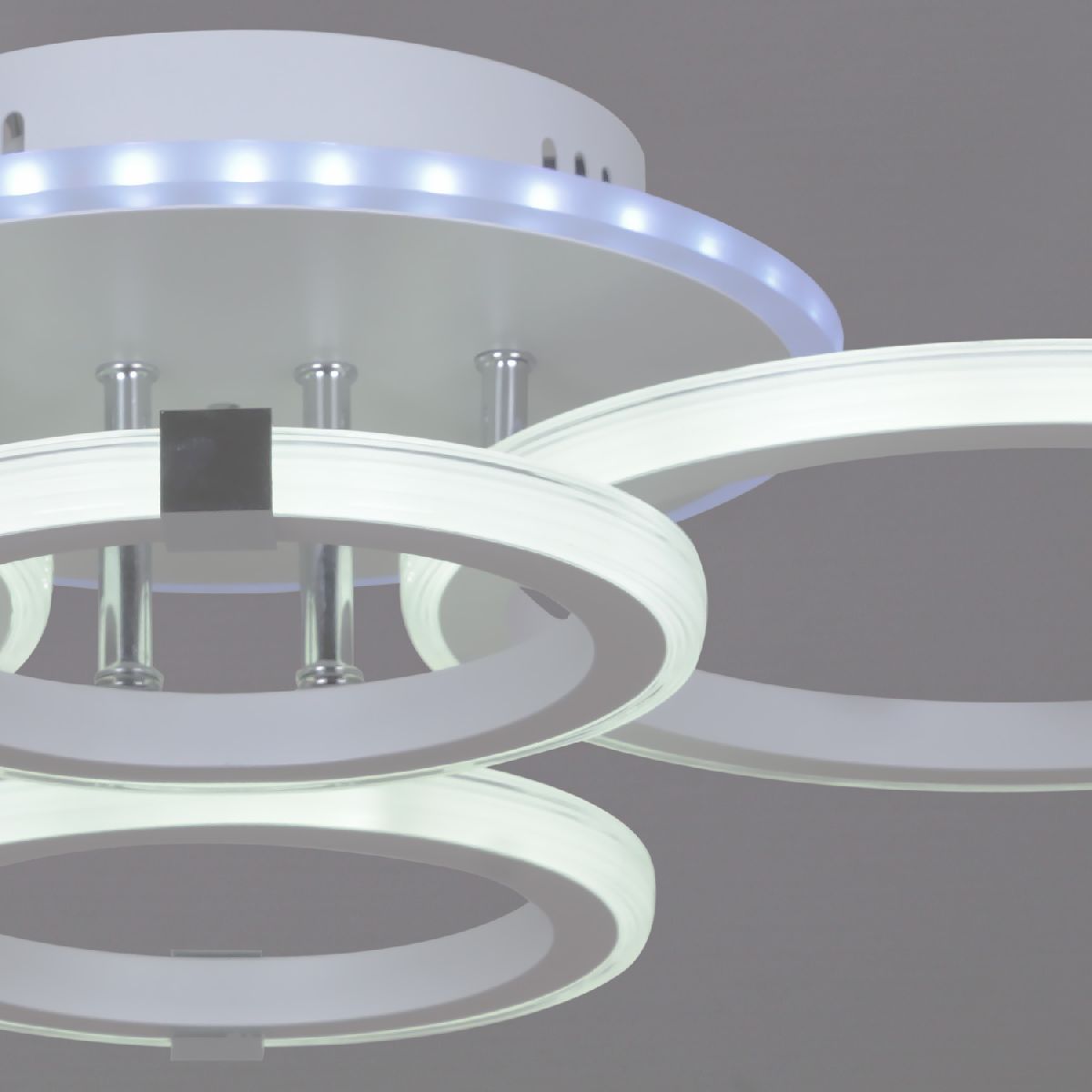 Потолочная люстра Reluce 06319-3.3-04 WH+CR (RGB) в Санкт-Петербурге