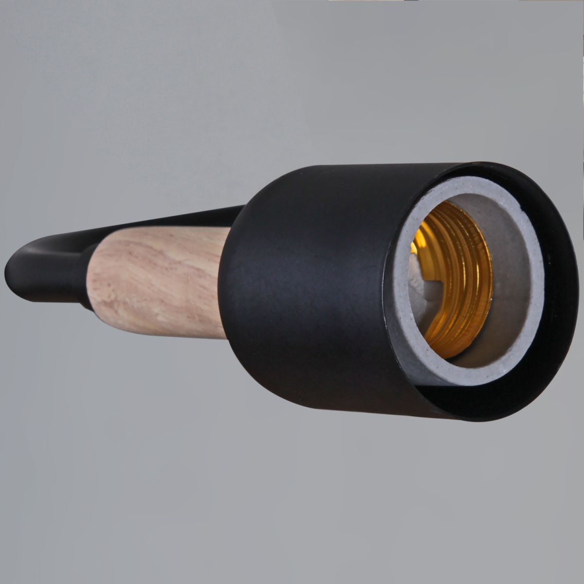 Люстра на штанге Reluce 99960-0.3-06 BK+WOOD в Санкт-Петербурге