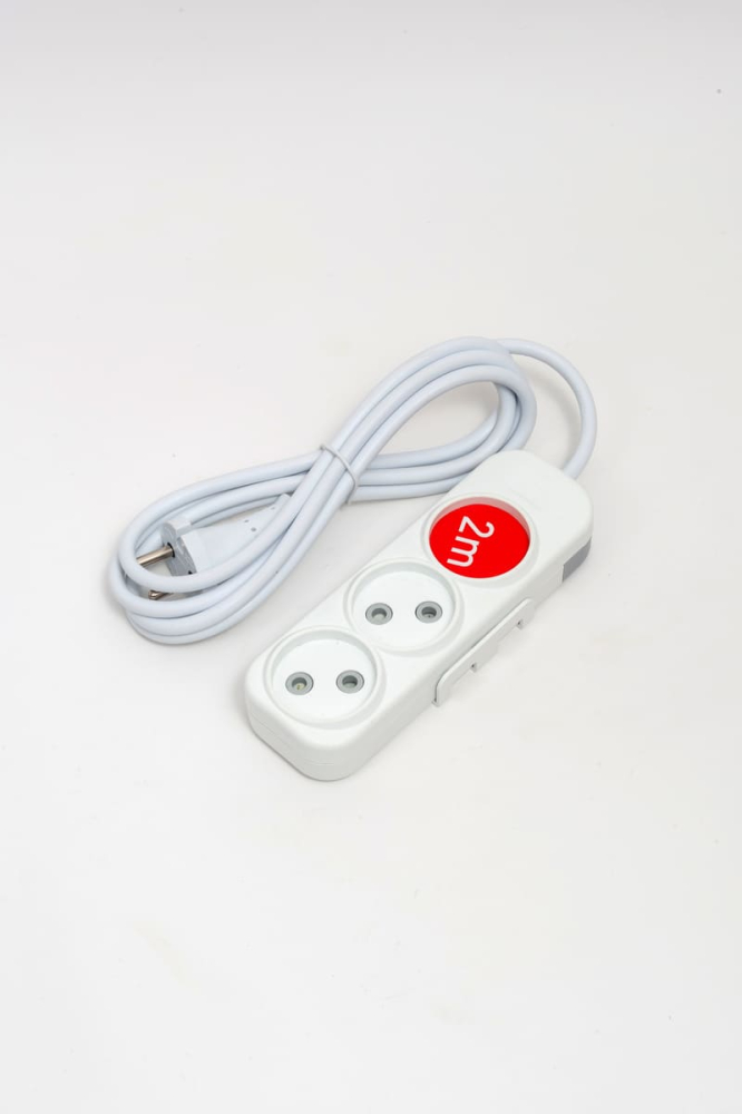 Удлинитель 3вх с защитными шторками ELBI Myra 527-010202-330 в Санкт-Петербурге