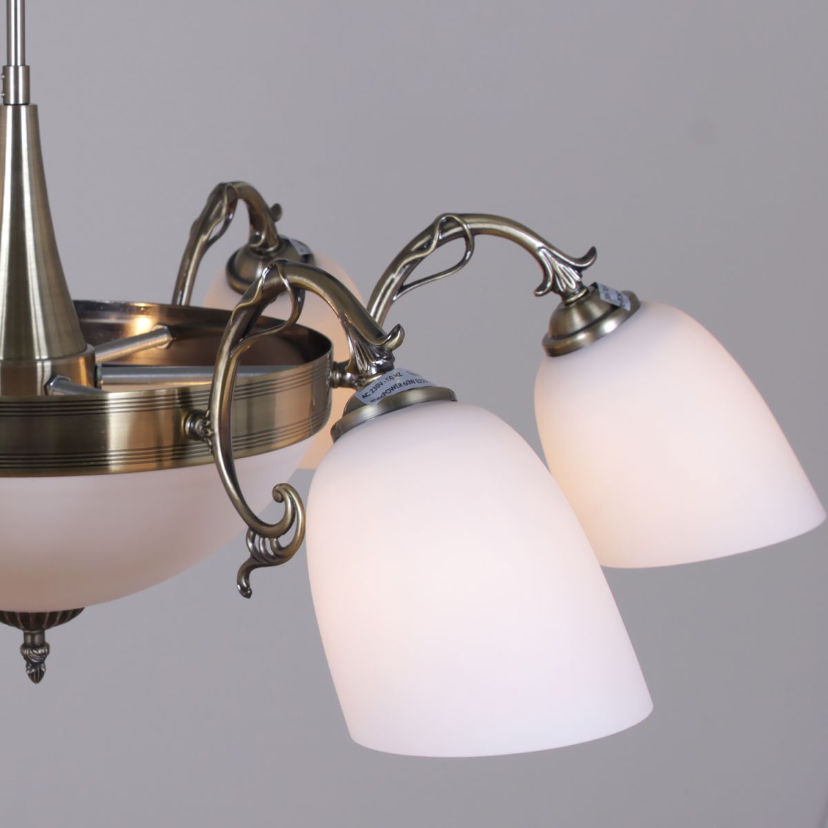 Подвесная люстра Reluce 70577-0.3-6+2 в Санкт-Петербурге