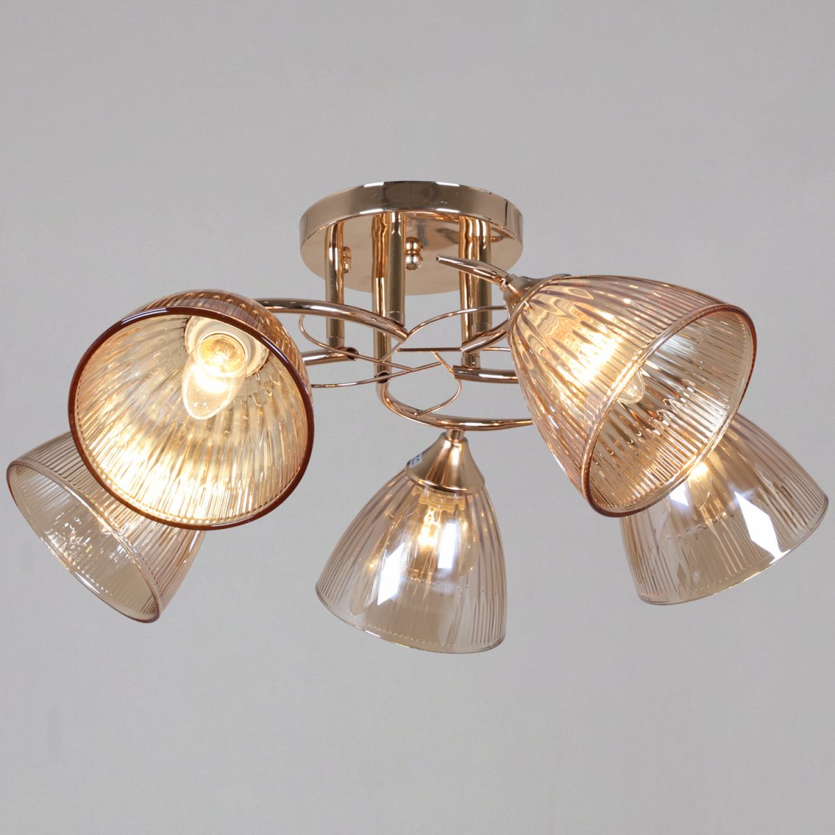 Потолочная люстра Reluce 02560-0.3-05 FG в Санкт-Петербурге