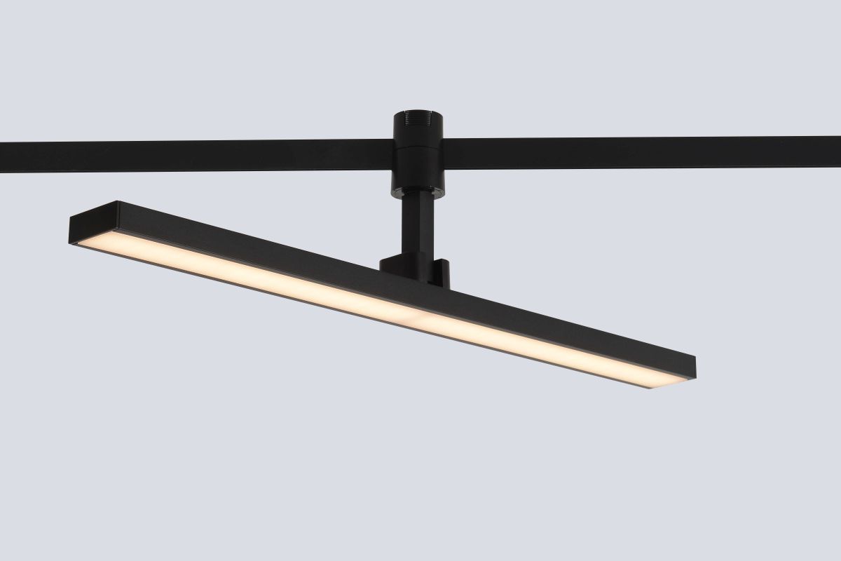 Трековый светильник для гибкой магнитной системы Crystal Lux Trace 48V CLT 0.37 001 18W BL SMART в Санкт-Петербурге