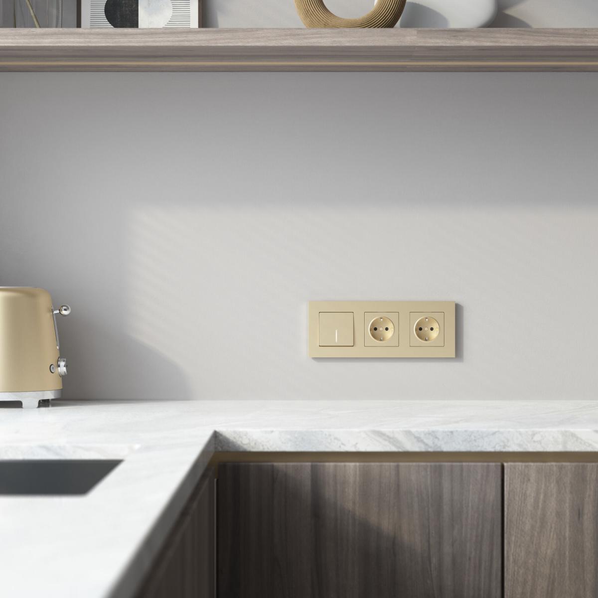 Рамка на 3 поста Werkel Slab (шампань софт) W0032911 4690389218422 a071625 в Санкт-Петербурге