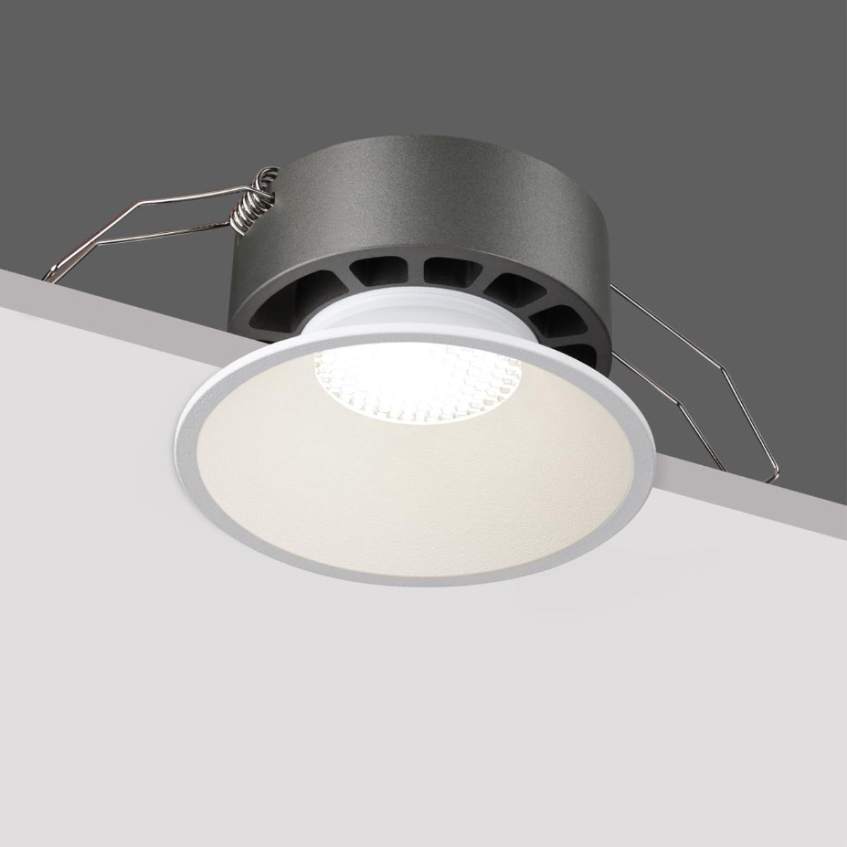 Встраиваемый светильник с переключателем цветовой температуры и угла рассеивания Novotech Wir Nova 359854 в Санкт-Петербурге