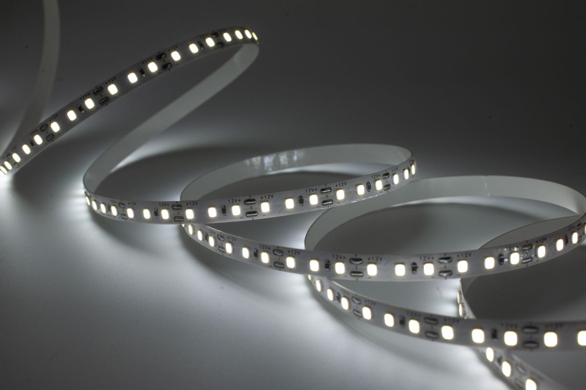 Светодиодная лента LEDS POWER 2835 120/м (10Вт/м) 12В холодная 008622 в #REGION_NAME_DECLINE_PP#