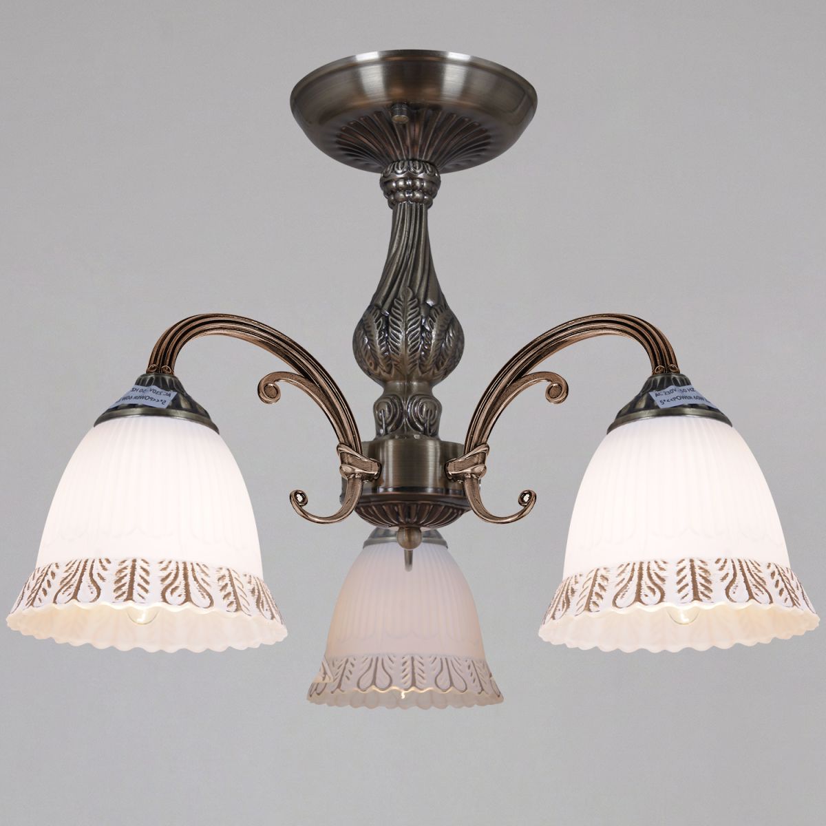 Потолочная люстра Reluce 99018-0.3-03 в Санкт-Петербурге