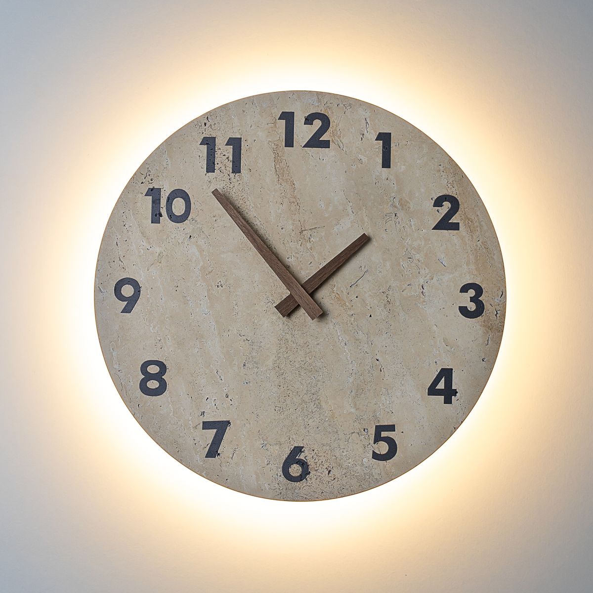 Настенный светильник с часами Citilux Mares CL246016 в #REGION_NAME_DECLINE_PP#