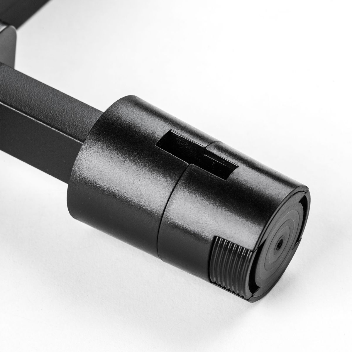 Трековый однофазный светильник Lightstar Due Hermes 270347 в #REGION_NAME_DECLINE_PP#