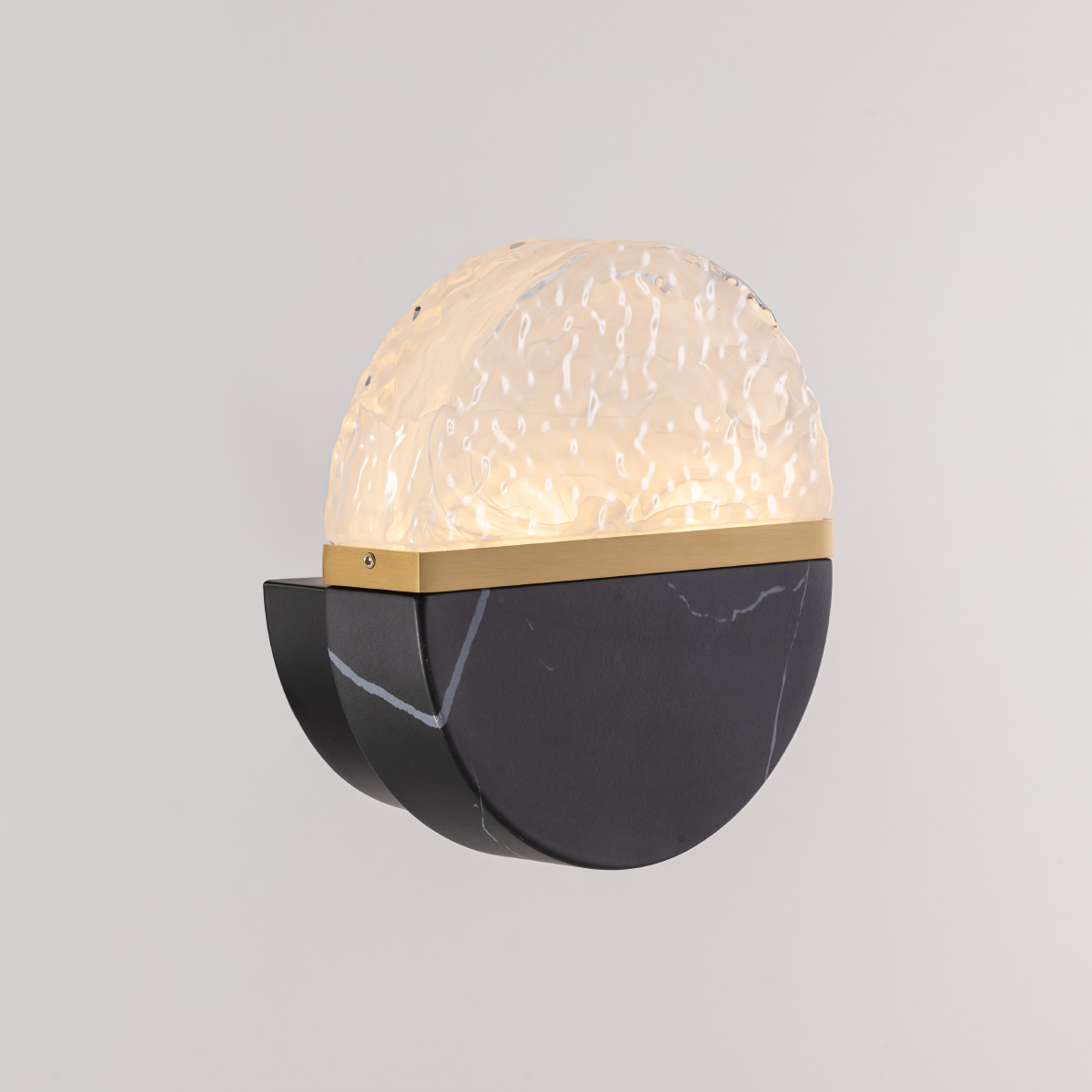 Настенный светильник Delight Collection MB25030008-1A brass/black в Санкт-Петербурге