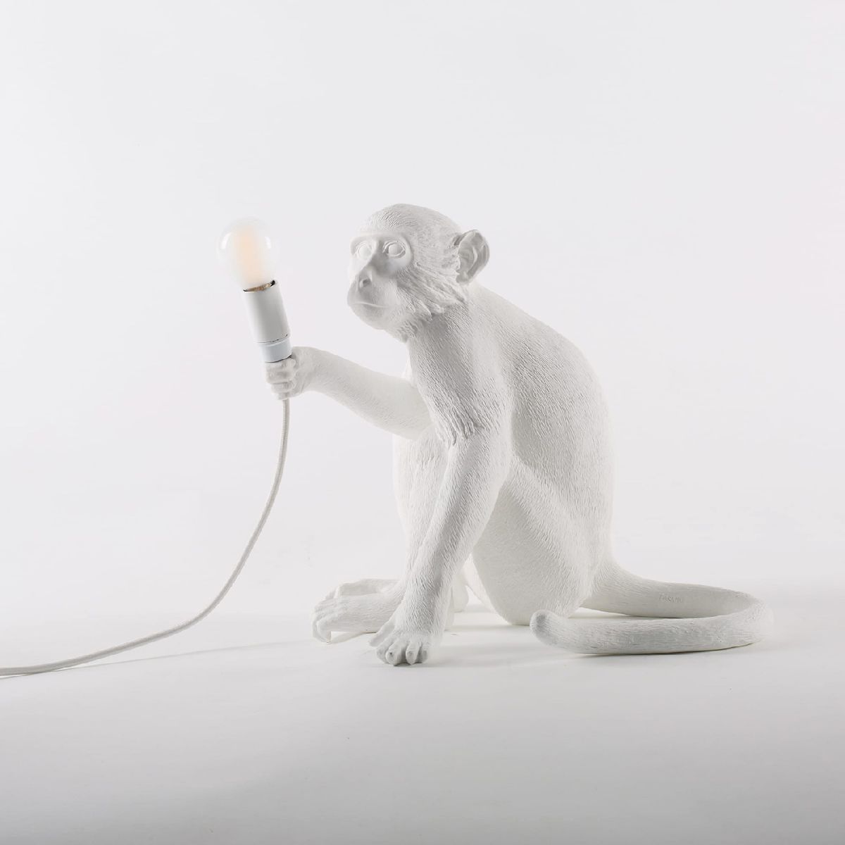 Настольная лампа Seletti Monkey Lamp 14882 в #REGION_NAME_DECLINE_PP#