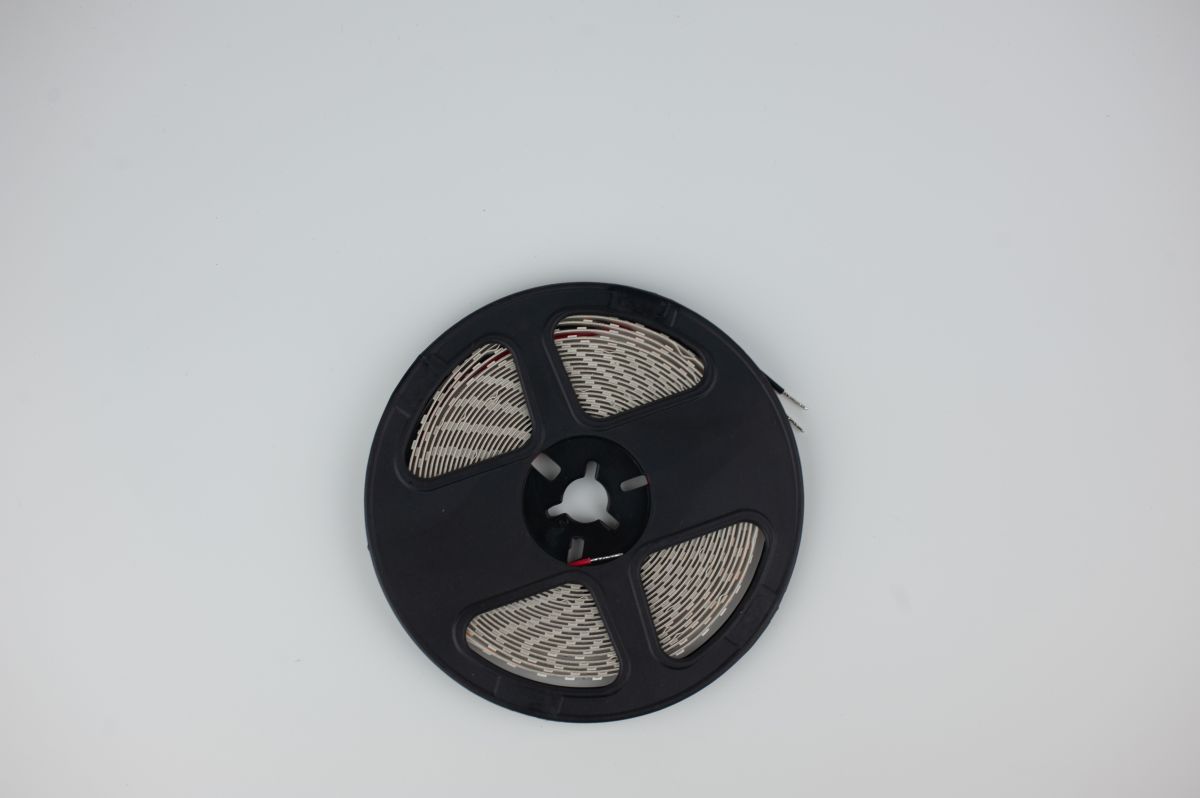 Светодиодная лента LEDS POWER 2835 120/м (10Вт/м) 12В теплая 008660 в #REGION_NAME_DECLINE_PP#