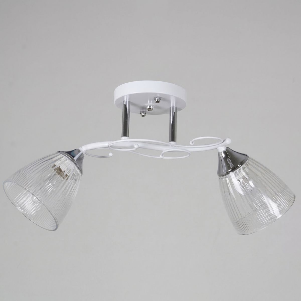 Потолочный светильник Reluce 55560-0.3-02 WH+CR в Санкт-Петербурге