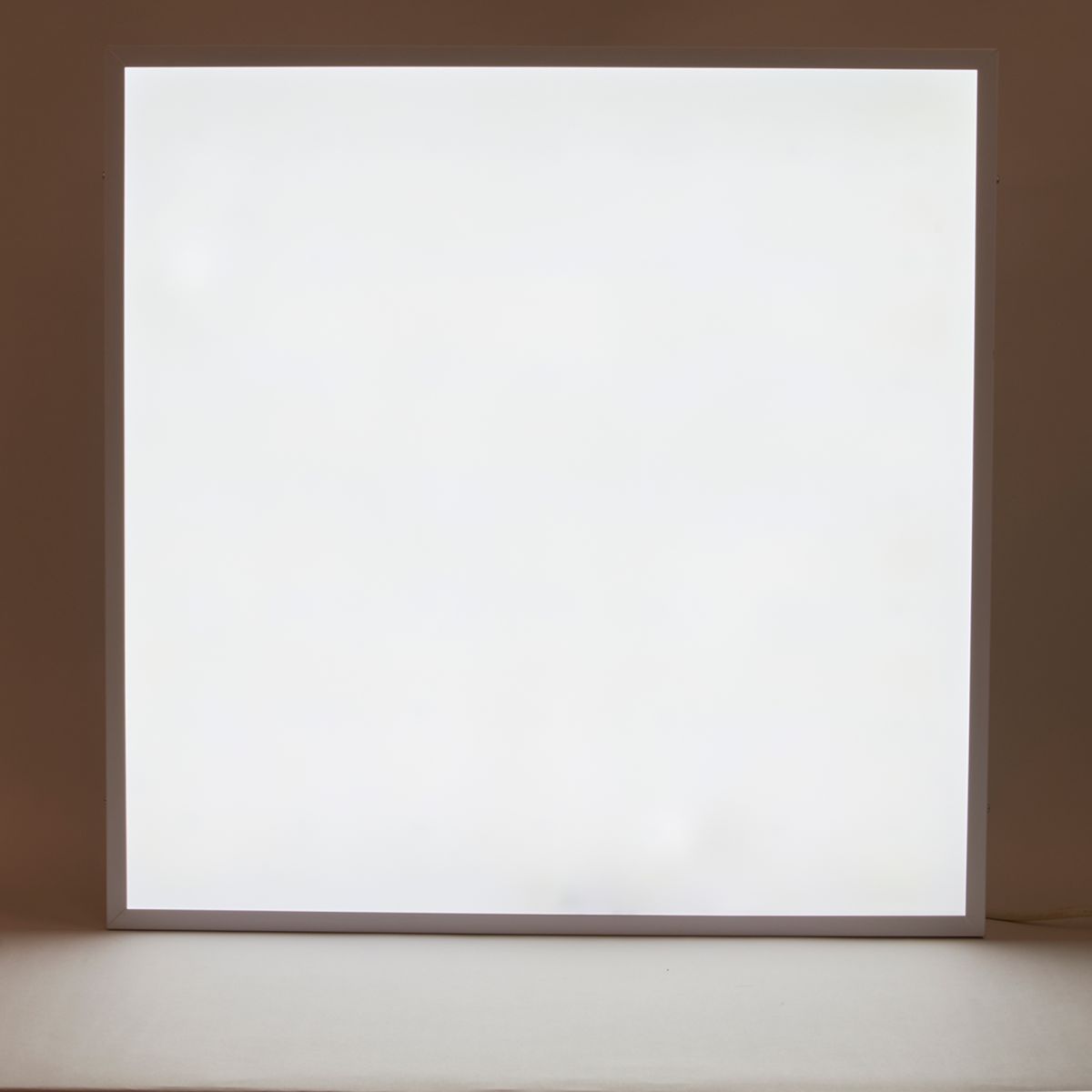 Светодиодная панель Volpe ULP-Q109 6060-40W/6500K WHITE UL-00013017 в Санкт-Петербурге