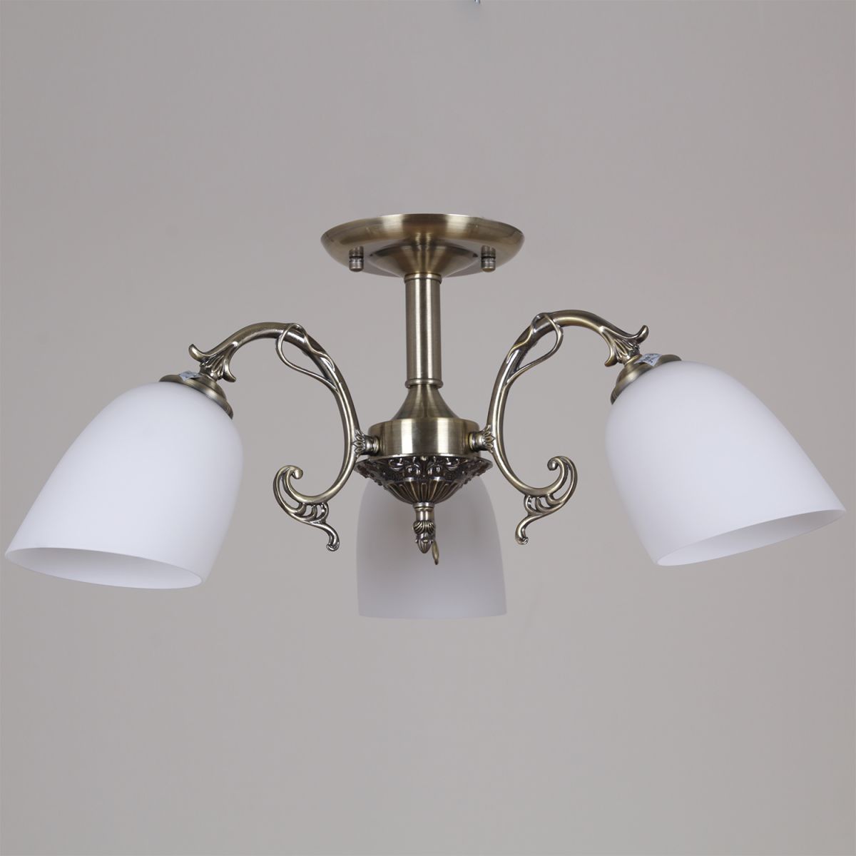 Потолочная люстра Reluce 70577-0.3-03 в Санкт-Петербурге