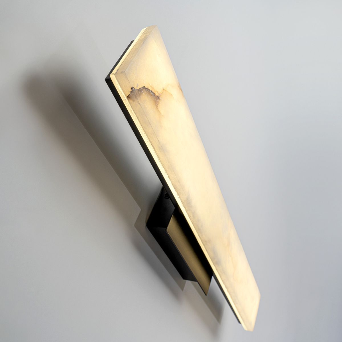 Настенный светодиодный светильник Modestyle MS.1235.450 BK в #REGION_NAME_DECLINE_PP#