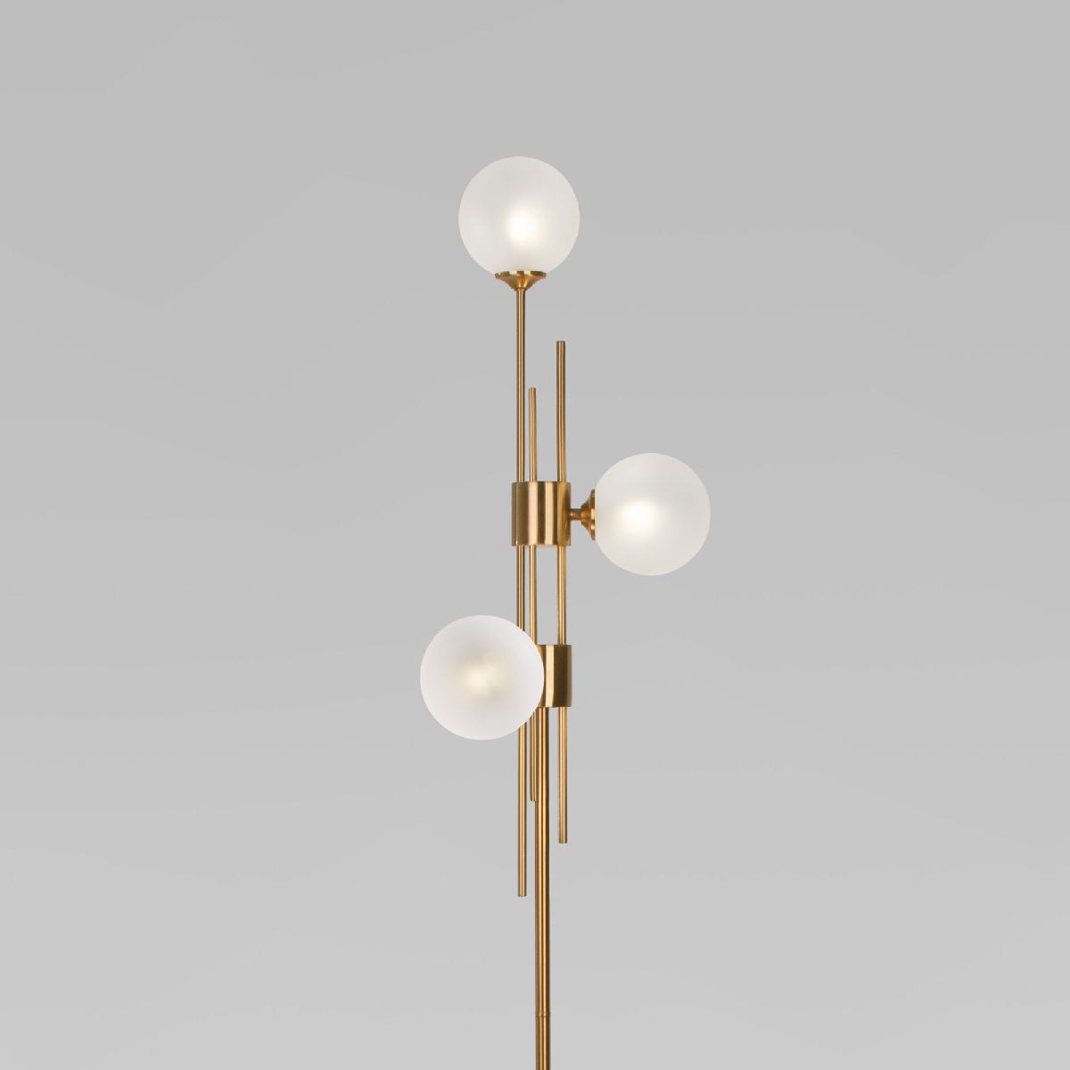 Торшер Eurosvet Volver 01383/3 латунь a066798 в Санкт-Петербурге