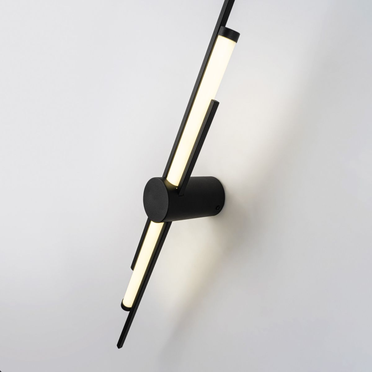 Настенный светильник Modelux ML.726.600 BK в Санкт-Петербурге