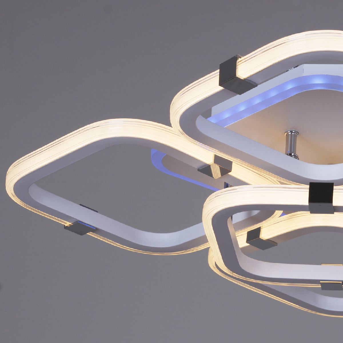 Потолочная люстра Reluce 06321-3.3-05 WH+CR (RGB) в Санкт-Петербурге