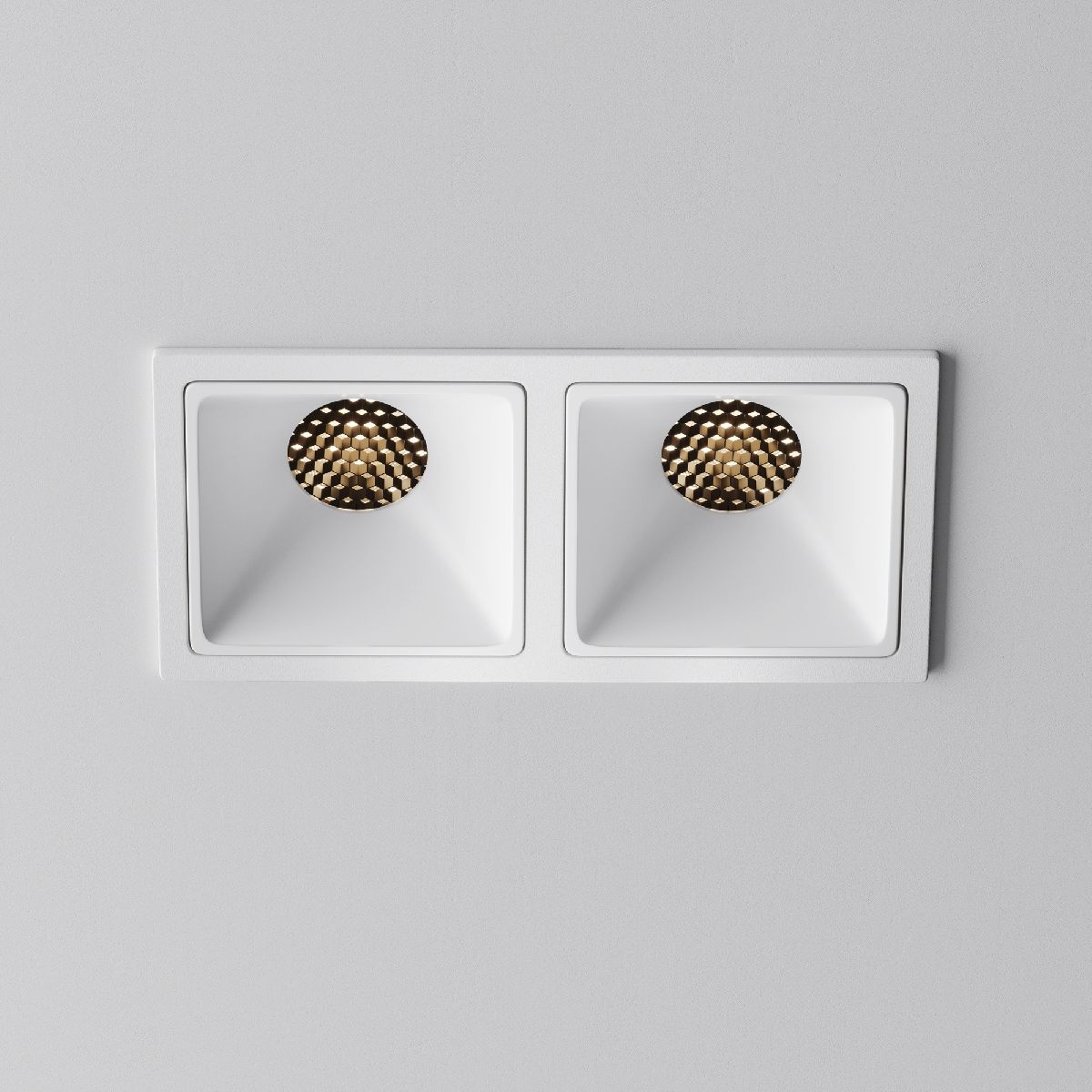 Встраиваемый светильник Maytoni Alfa Led Downlight DL043-02-10W3K-SQ-W-1 в #REGION_NAME_DECLINE_PP#