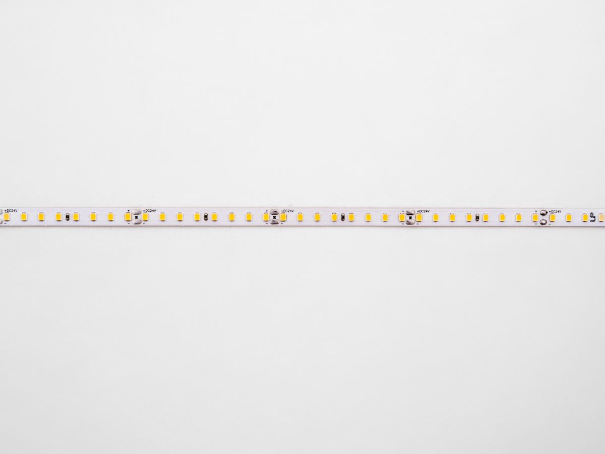 Светодиодная лента LEDS POWER 2835 128/м (12Вт/м) 24В теплая, серия ПРО140 005188 в #REGION_NAME_DECLINE_PP#