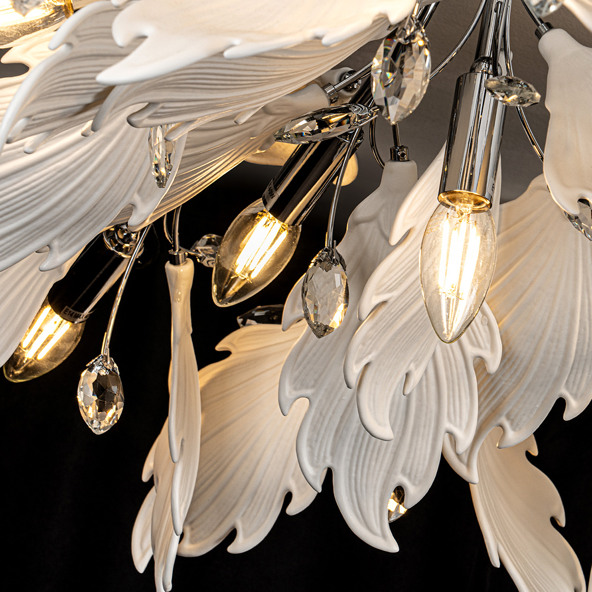 Потолочная люстра Modelux ML.6869.1000 CR в #REGION_NAME_DECLINE_PP#