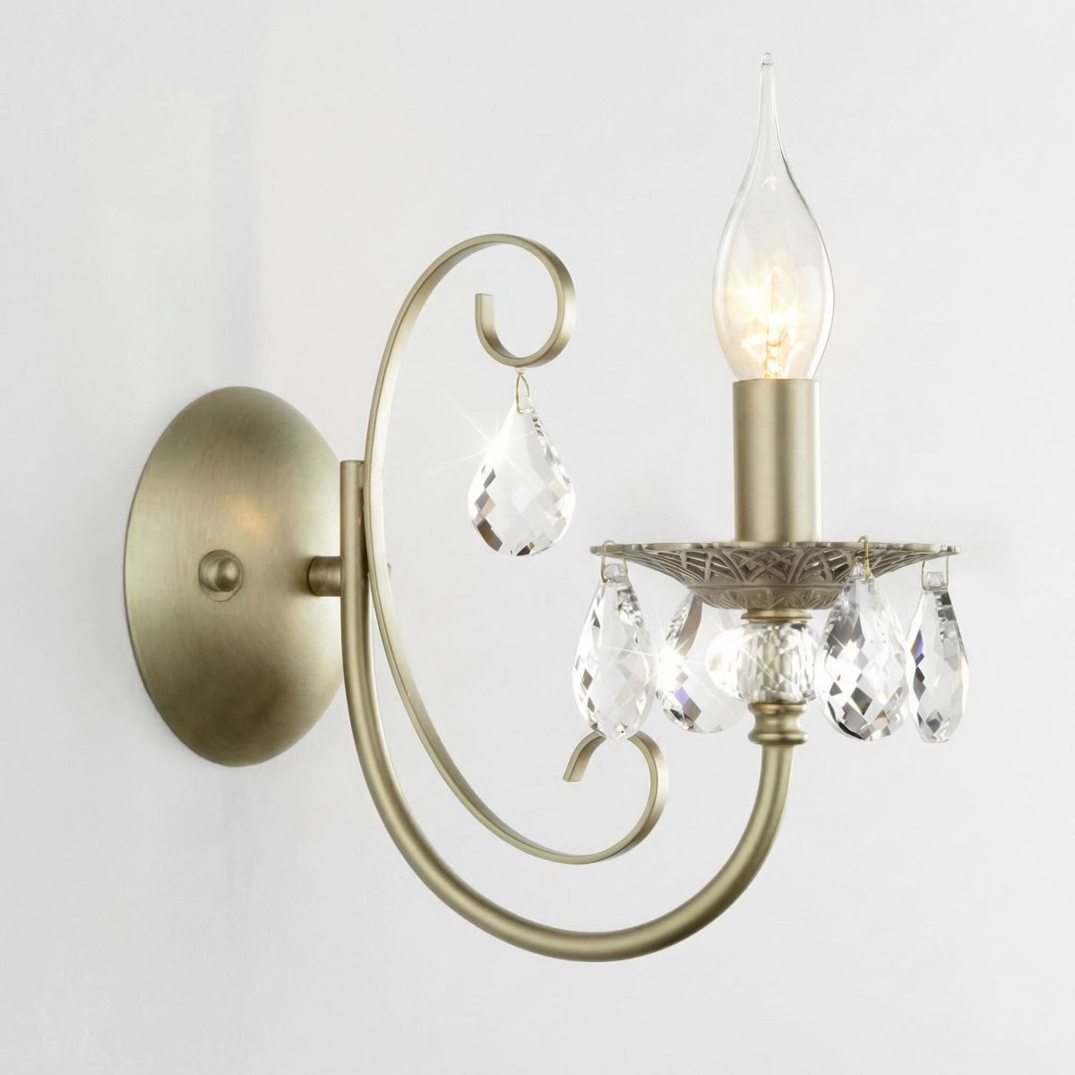 Бра Eurosvet Alda 3305/1 латунь/прозрачный хрусталь Strotskis a072111 в #REGION_NAME_DECLINE_PP#