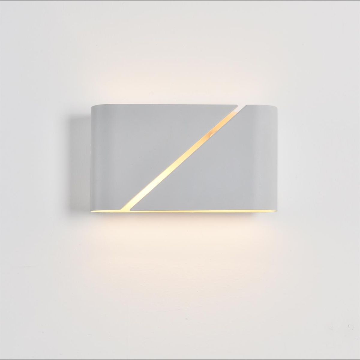 Настенный светильник Lumion Moderni Elma 8391/2W в Санкт-Петербурге