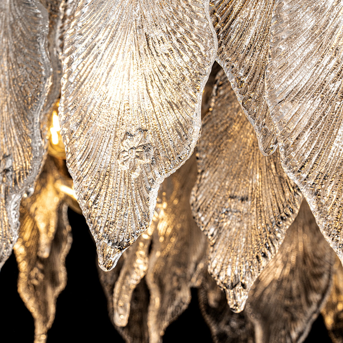 Подвесная люстра Modelux ML.2293.800 GD в #REGION_NAME_DECLINE_PP#