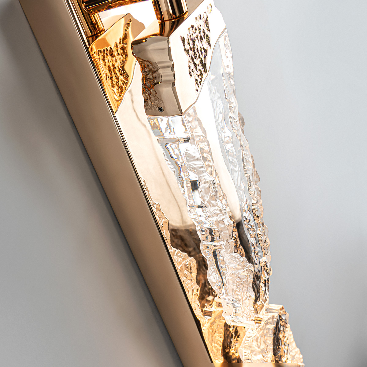 Настенный led светильник Modestyle MS.2413.500 GD в #REGION_NAME_DECLINE_PP#