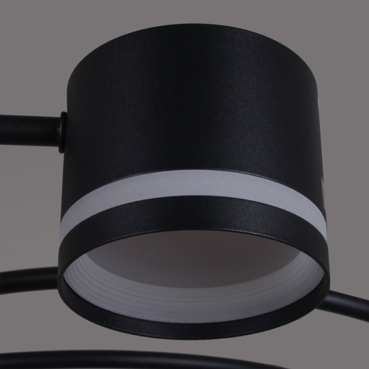 Люстра на штанге Reluce 26730-0.3-08 GX53 BK в #REGION_NAME_DECLINE_PP#