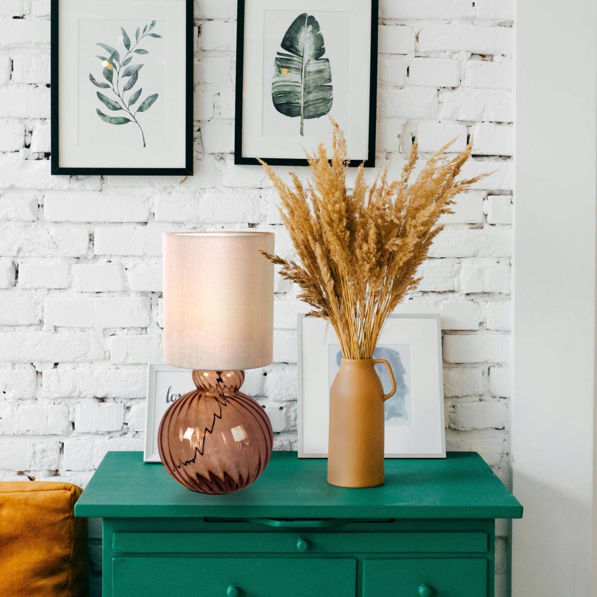 Настольная лампа Favourite Ortus 4268-1T в Санкт-Петербурге