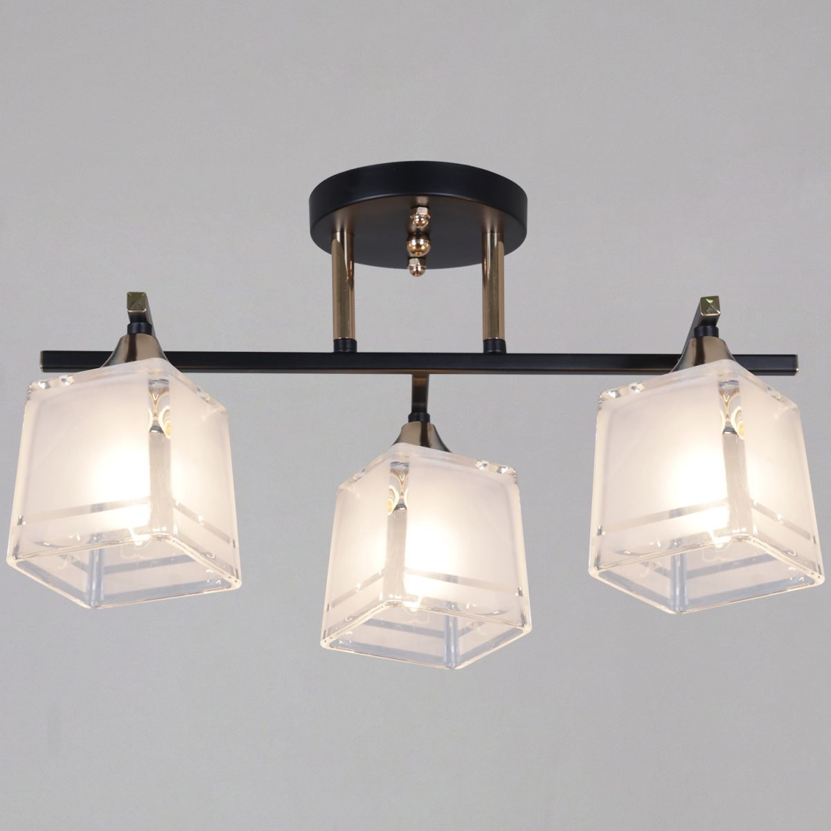 Потолочный светильник Reluce 46460-0.3-03 BK+FG в #REGION_NAME_DECLINE_PP#