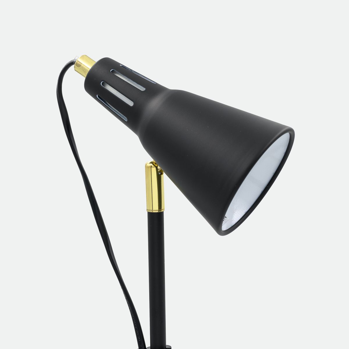 Торшер ARTSTYLE HT-730B в #REGION_NAME_DECLINE_PP#