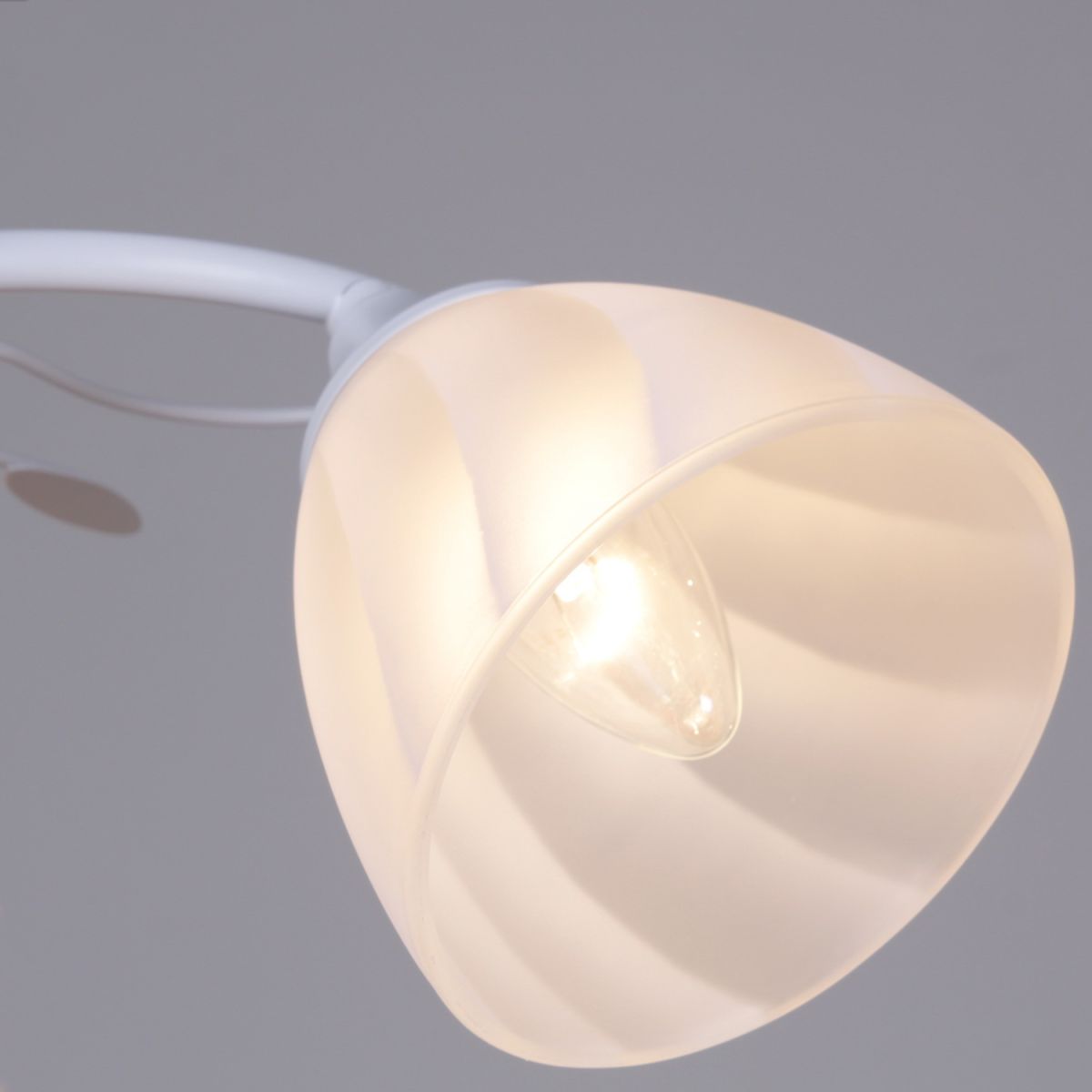 Потолочный светильник Reluce 62560-0.3-03 WH в #REGION_NAME_DECLINE_PP#