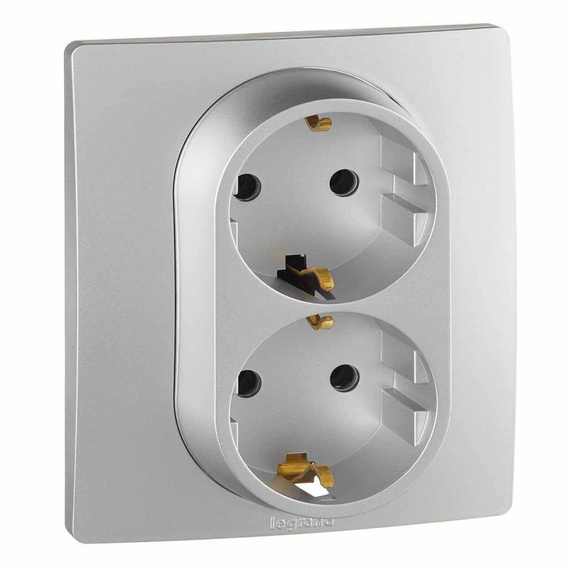 Розетка 2X2К+З Legrand Etika 16A 250V с/з винтовой зажим немецкий стандарт алюминий 672423 в Санкт-Петербурге