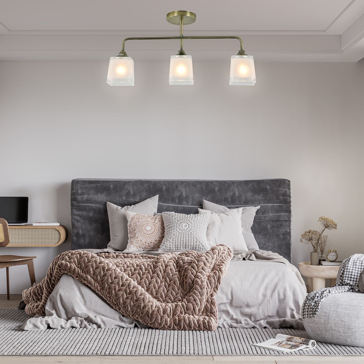 Потолочный светильник Escada Artemis 2103/3P в #REGION_NAME_DECLINE_PP#