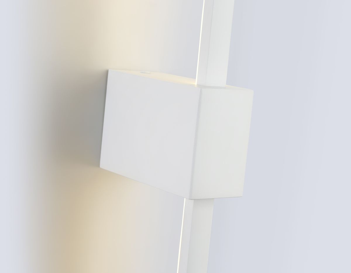 Настенный светильник Ambrella Light Comfort FL75819 в Санкт-Петербурге