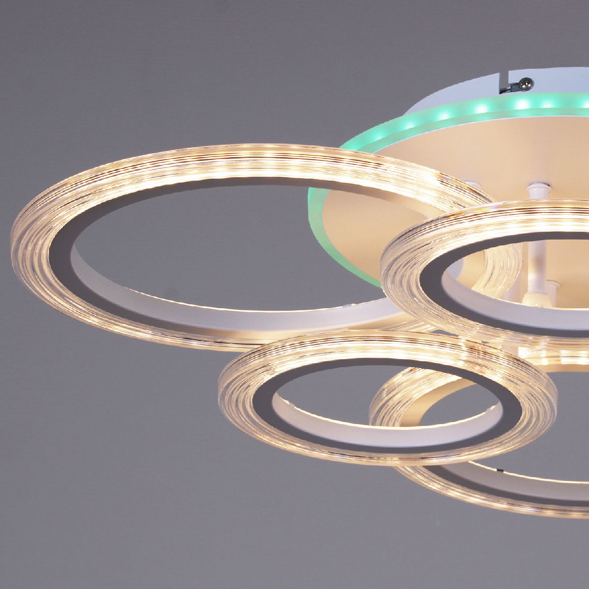 Потолочная люстра Reluce 09812-3.3-3+3A WH (RGB) в Санкт-Петербурге