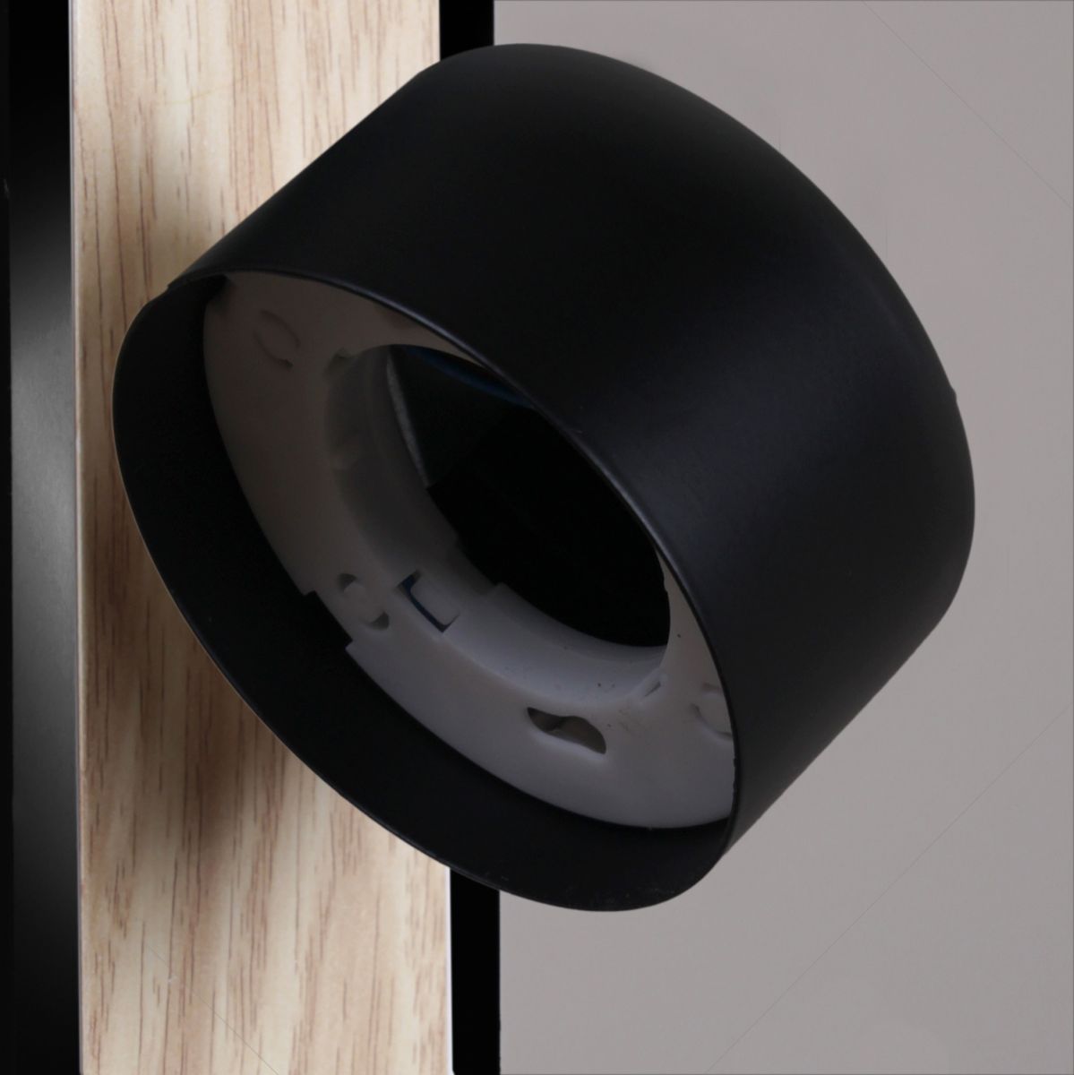 Бра Reluce 12540-0.2-01 BK+WOOD в #REGION_NAME_DECLINE_PP#