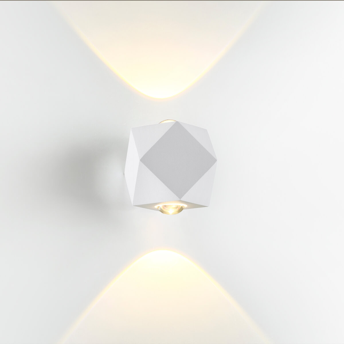 Настенный светильник Odeon Light DIAMANTA 4219/4WL в Санкт-Петербурге