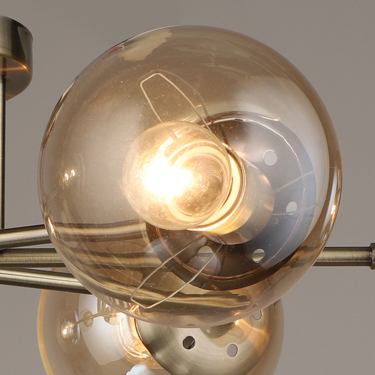 Потолочная люстра Reluce 01647-0.3-06 в Санкт-Петербурге